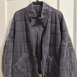 Forever 21 Quilted Zip-Up Jacket Dark Grey Size Small (Broken Zipper)